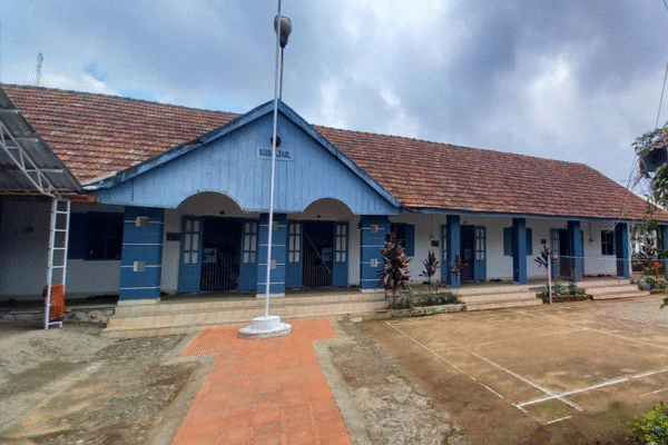 പീരുമേട് സബ് ജയിലിലെ ടോയ്ലറ്റിൽ‌ പോക്സോ കേസ് പ്രതി തൂങ്ങിമരിച്ച നിലയിൽ.