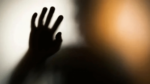 പിഞ്ചു കുഞ്ഞിന്റെ മുഖത്ത് കൈവീശി അടിച്ച സംഭവം