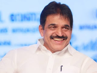 മോഹന്‍ലാലിനെ അഭിനന്ദിക്കാന്‍ സംഘടിപ്പിച്ച പരിപാടിയില്‍ സർക്കാരിന് രാഷ്ട്രീയ ലക്ഷ്യം.