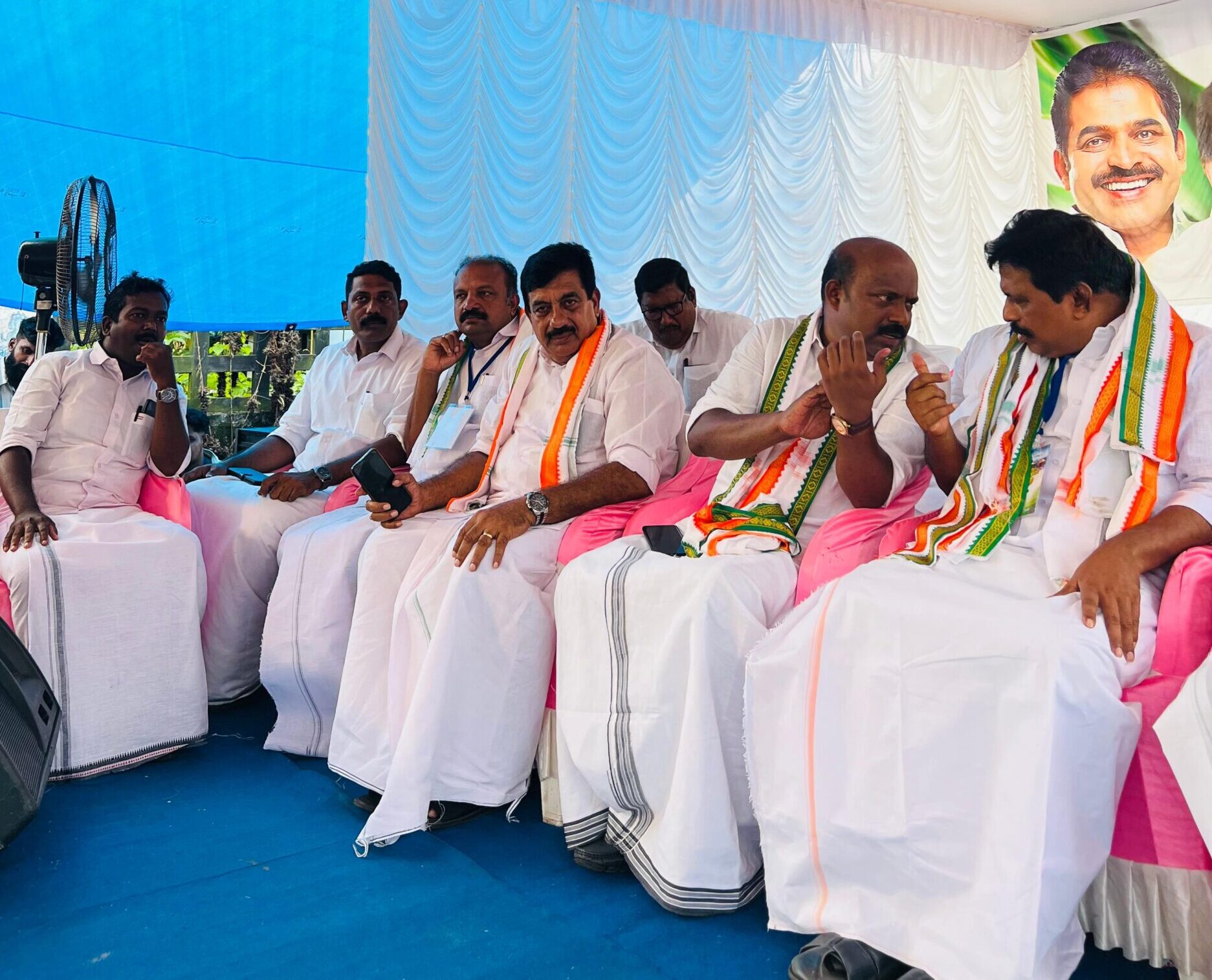 കെപിസിസി നടത്തുന്ന ശബരിമല വിശ്വാസ സംരക്ഷണ യാത്ര.