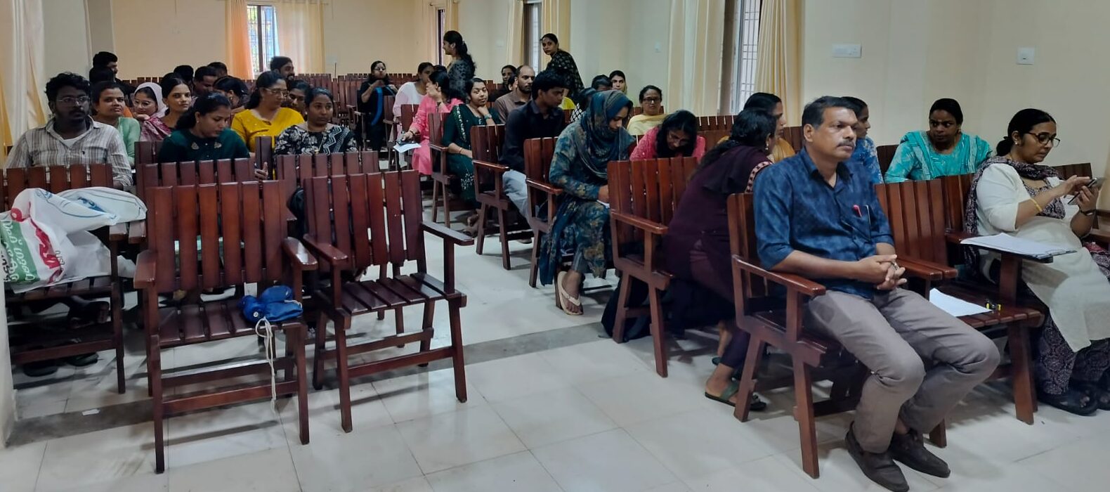 പന്തലായനി തൊഴിലുറപ്പ് ഒമ്പുഡ്സ് മാൻ സിറ്റിംഗ്.