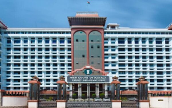 ഹൈക്കോടതി വിധി വളച്ചൊടിച്ചുവെന്ന് അഖില കേരള തന്ത്രി സമാജം.