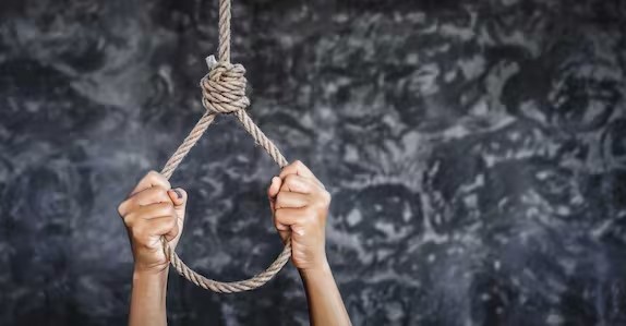 രണ്ടാമതും പെൺകുഞ്ഞ് ഭർത്താവിന്റെ പരിഹാസത്തിൽ മനംനൊന്ത് യുവതി ജീവനൊടുക്കി.