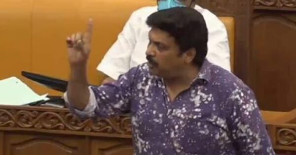 കാൻസർ രോഗികൾക്ക് കെഎസ്ആർടിസി ബസുകളിൽ ഇനി സൗജന്യ യാത്ര  ഗതാഗത മന്ത്രിയുടെ പ്രഖ്യാപനം.