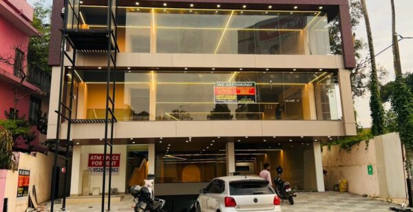 അൻസാരി ഫർണിച്ചർ ന്റെ പുതിയ ഷോറൂം വട്ടപ്പാറയിൽ