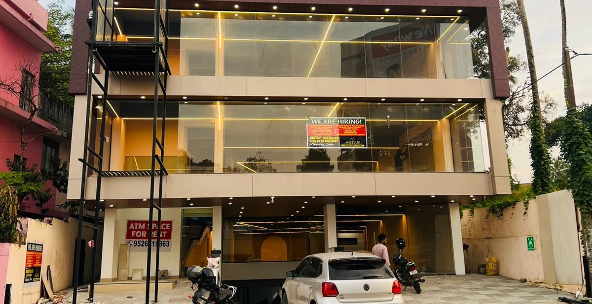 അൻസാരി ഫർണിച്ചർ ന്റെ പുതിയ ഷോറൂം വട്ടപ്പാറയിൽ