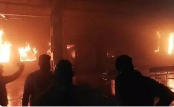 തീവണ്ടിയിൽ തീപിടുത്തം