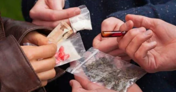 നാല്‌ യുവാക്കൾ കിളിമാനൂരിൽ അറസ്റ്റിൽ