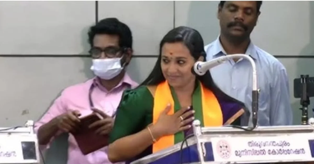 ദൈവനാമത്തിലെ സത്യപ്രതിജ്ഞയിലെ തര്‍ക്കം