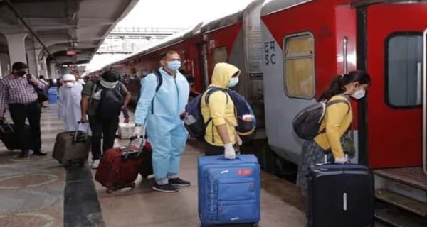 ട്രെയിൻ യാത്രകളിൽ