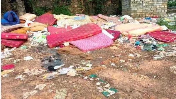 മാലിന്യനിക്ഷേപ കേന്ദ്രമായി കെ എസ് ആർ ടി സി വക സ്ഥലം