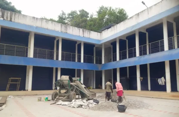 ഒടുവിൽ ചന്തയ്ക്ക് ശാപമോക്ഷമാകുന്നു