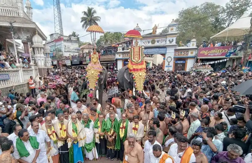 ലക്ഷദീപത്തിന് കർശന നിയന്ത്രണങ്ങൾ