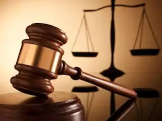 ഒൻപതുകാരിയെ നിർബന്ധിച്ച് ഉമ്മ വെപ്പിച്ച