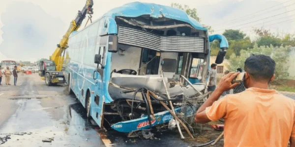 മൈസൂരുവിൽ ബസ് അപകടം: നാല് മലയാളികൾ മരിച്ചു; നിരവധി പേർക്ക് പരിക്ക്